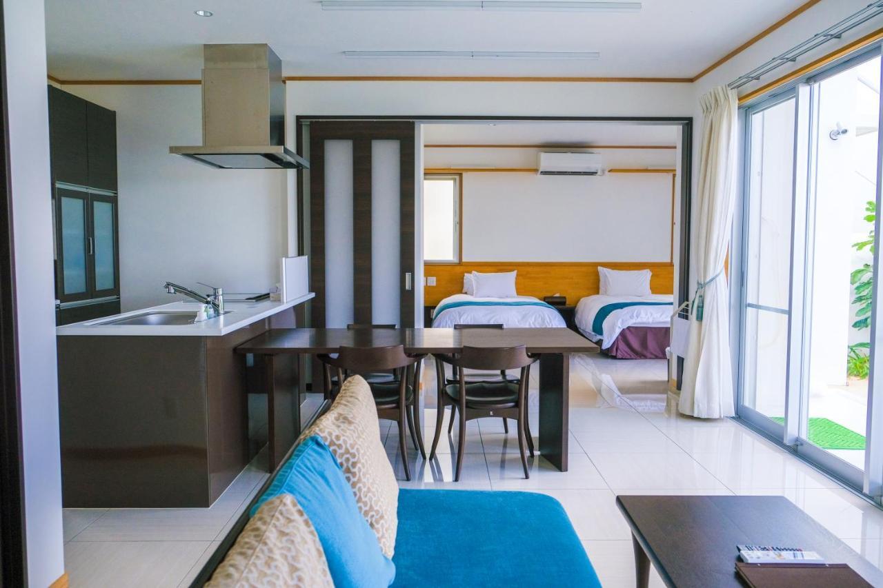 Blue Ocean Resort Ishigaki  Buitenkant foto
