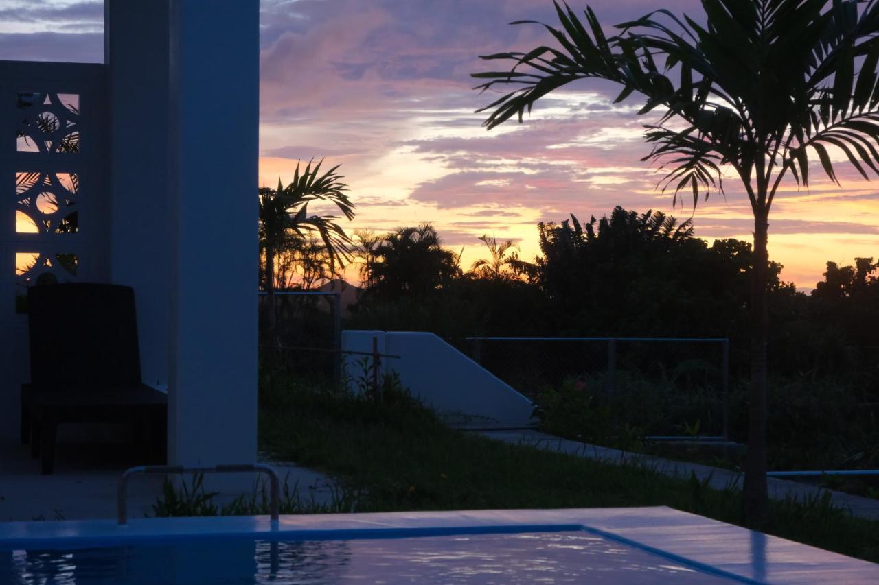 Blue Ocean Resort Ishigaki  Buitenkant foto