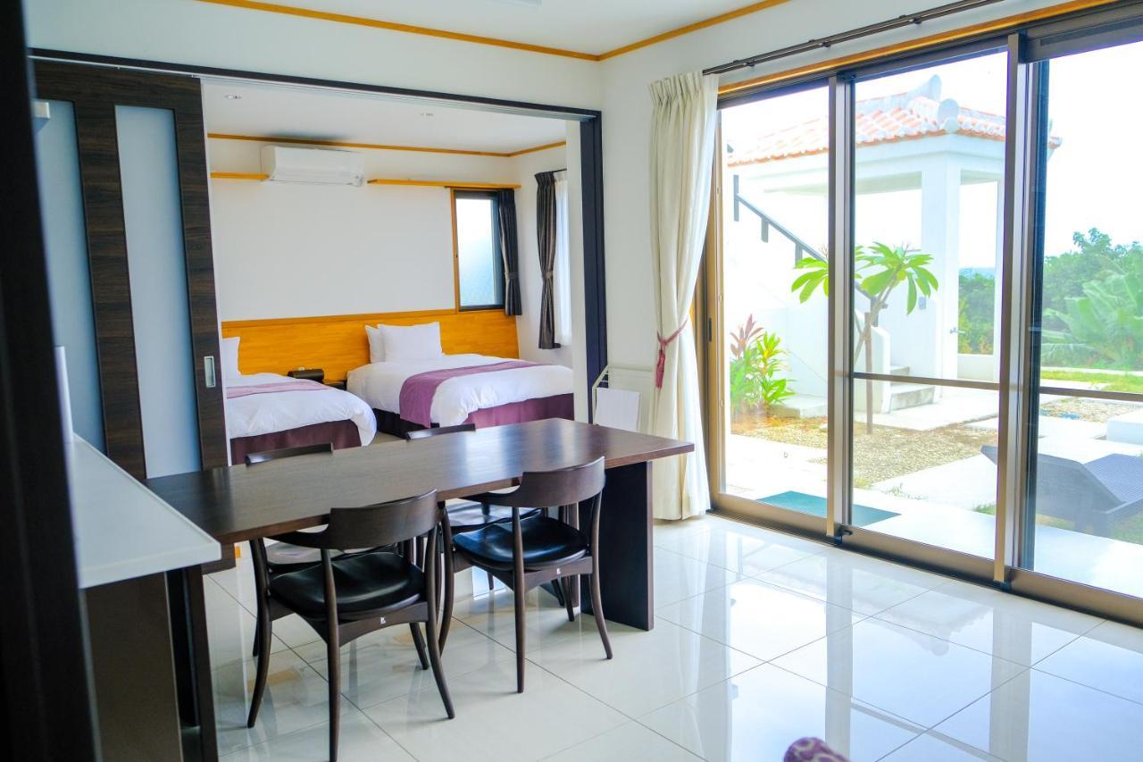 Blue Ocean Resort Ishigaki  Buitenkant foto